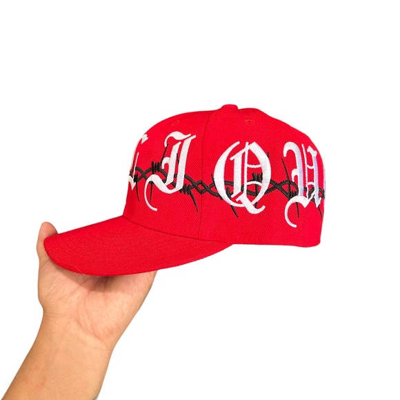 Designer Embroidered Fitted Cap LIQUOR Brand Barbwire Mens 7 1/4 - Picture 2 of 6